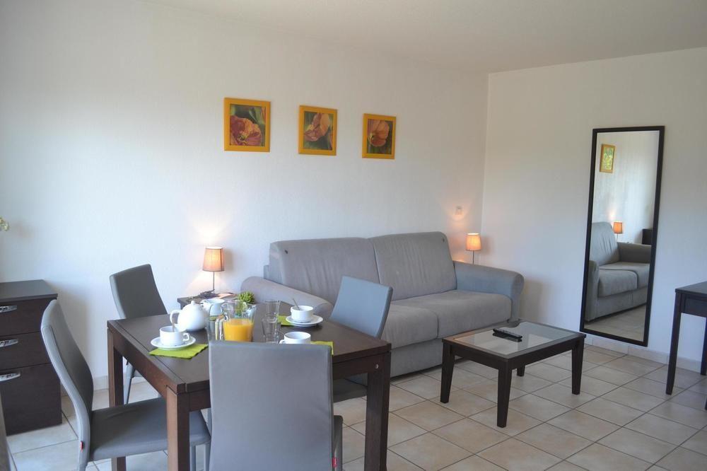 Le Rivage Aparthotel Mandelieu La Napoule Bagian luar foto