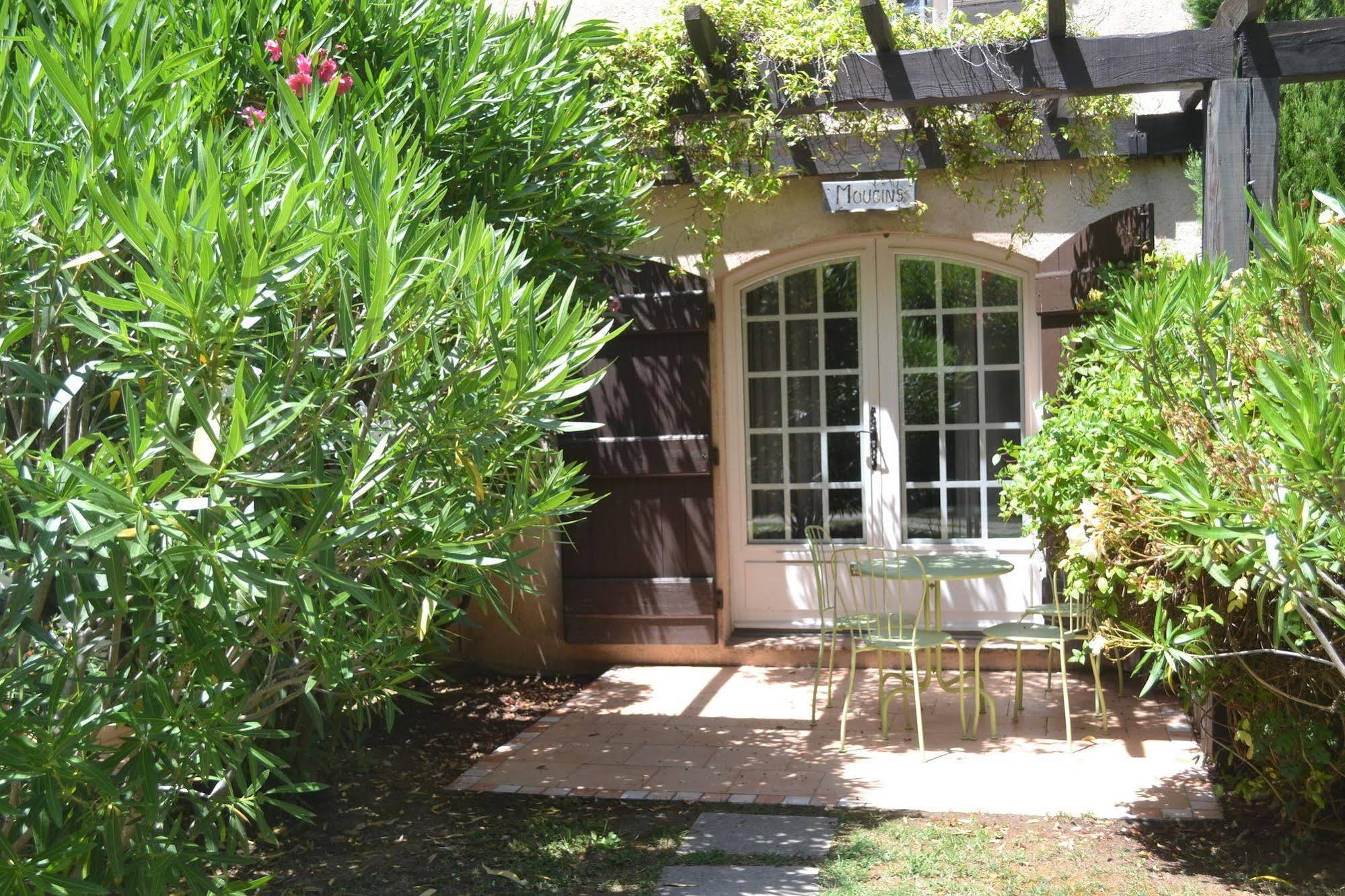 Le Rivage Aparthotel Mandelieu La Napoule Bagian luar foto